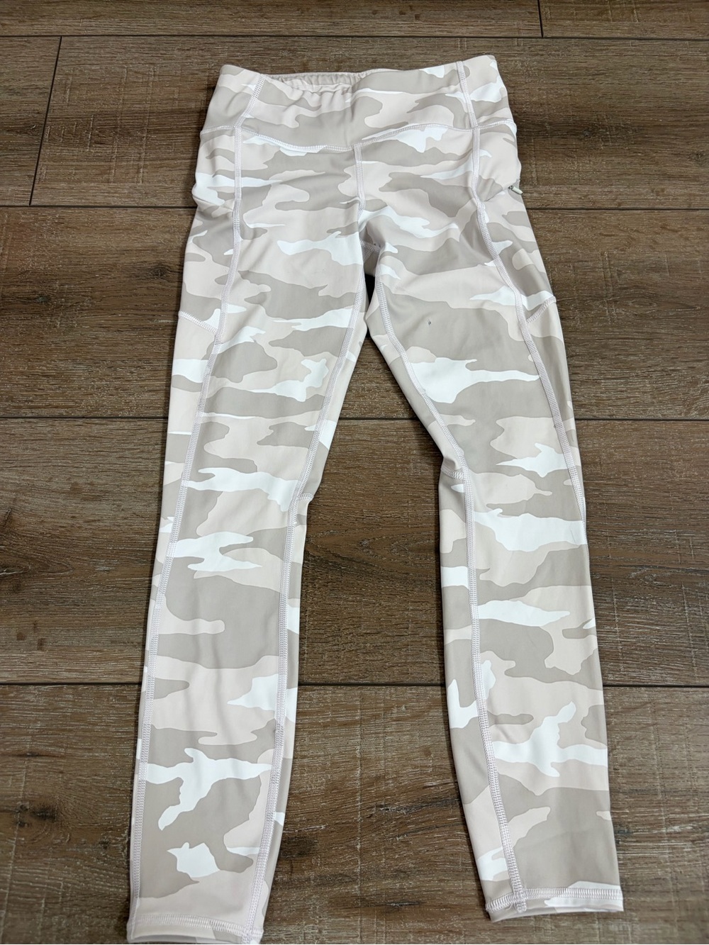 Athleta Camo Leggings XS Beige White Zip Pocket